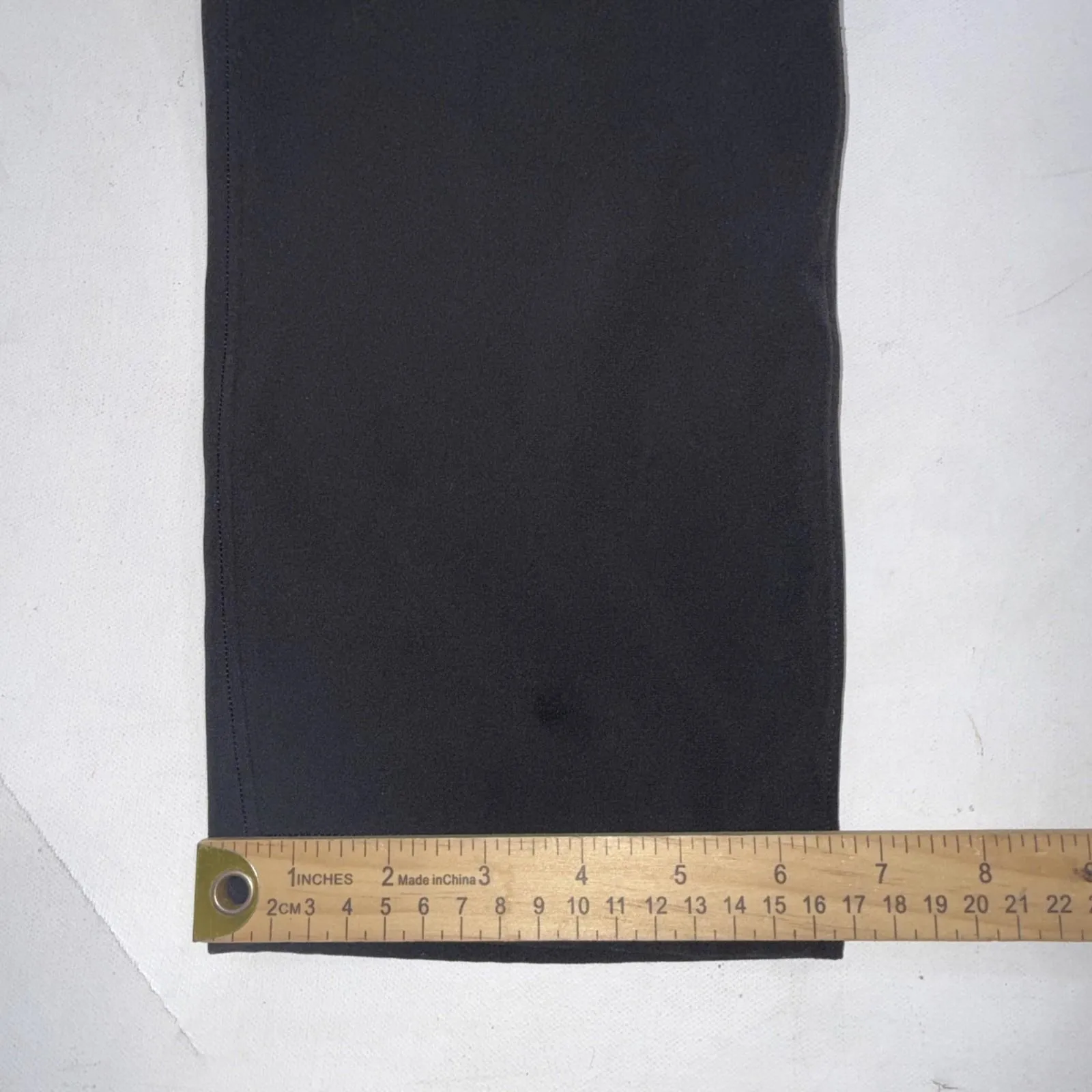 Lululemon On The Fly Crop Minimalist 22.5" Black Travel Lightweight Pants Size 4 - Image 11