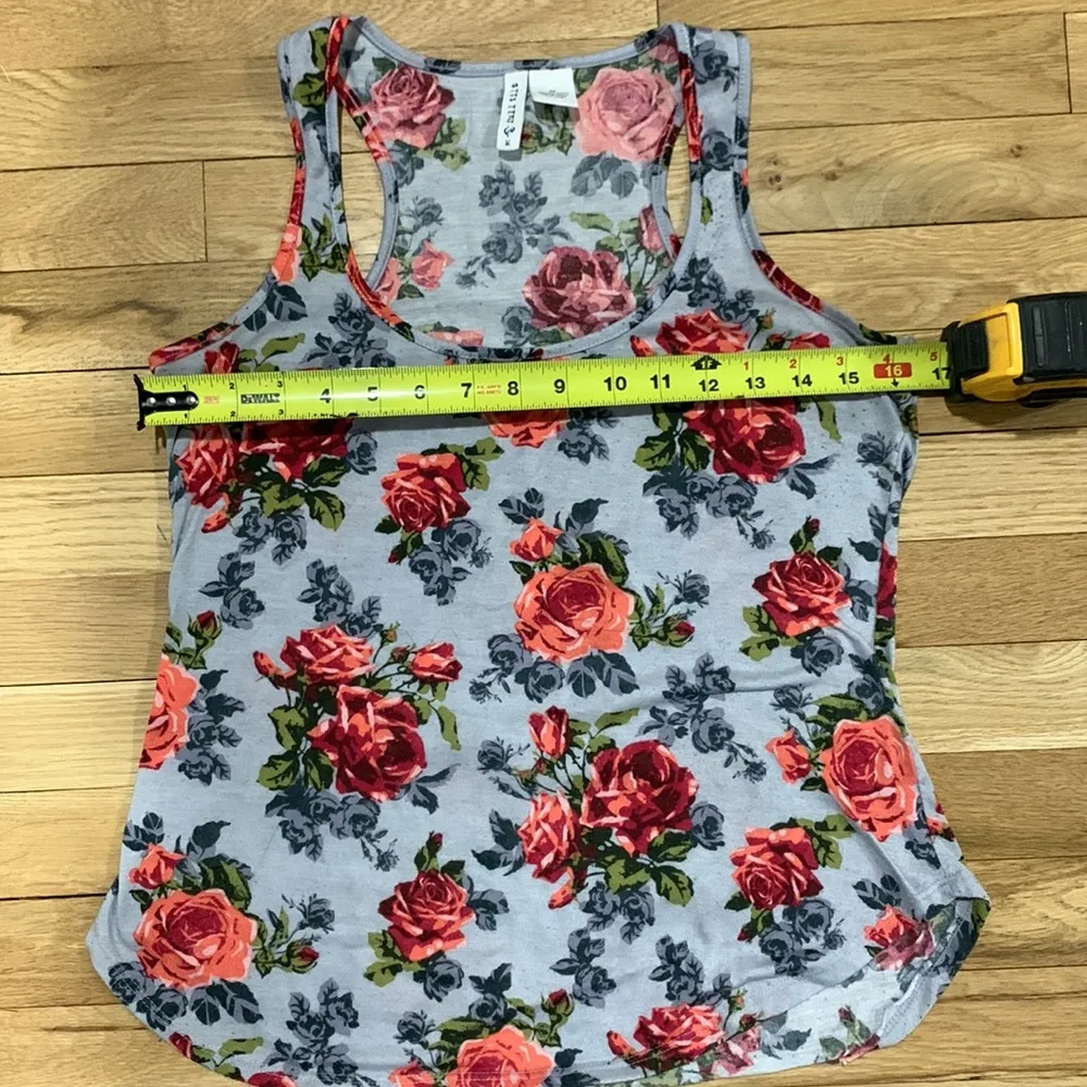 Flower tank top - Image 5