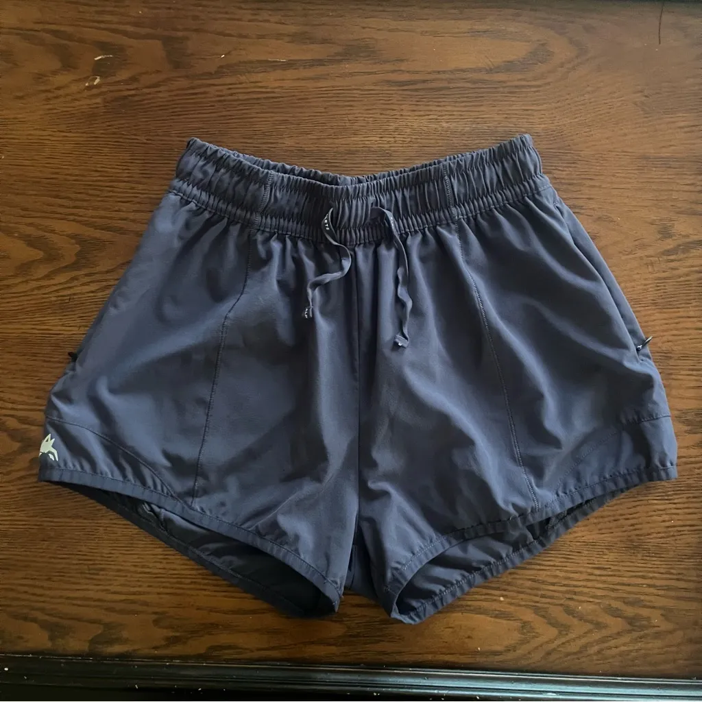 Alphalete Swift Shorts - Image 2