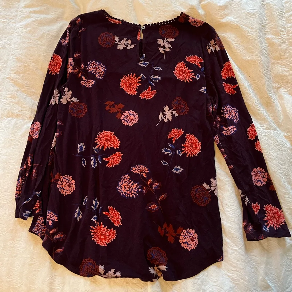 Floral Daniel Rainn Women's Top size medium - Image 7