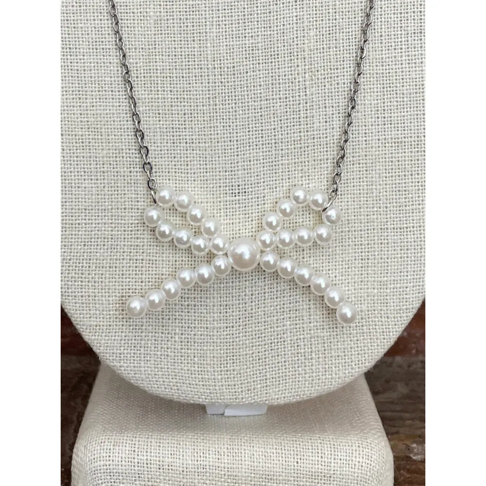 White Faux Pearl Bow Necklace with Chain - Image 2