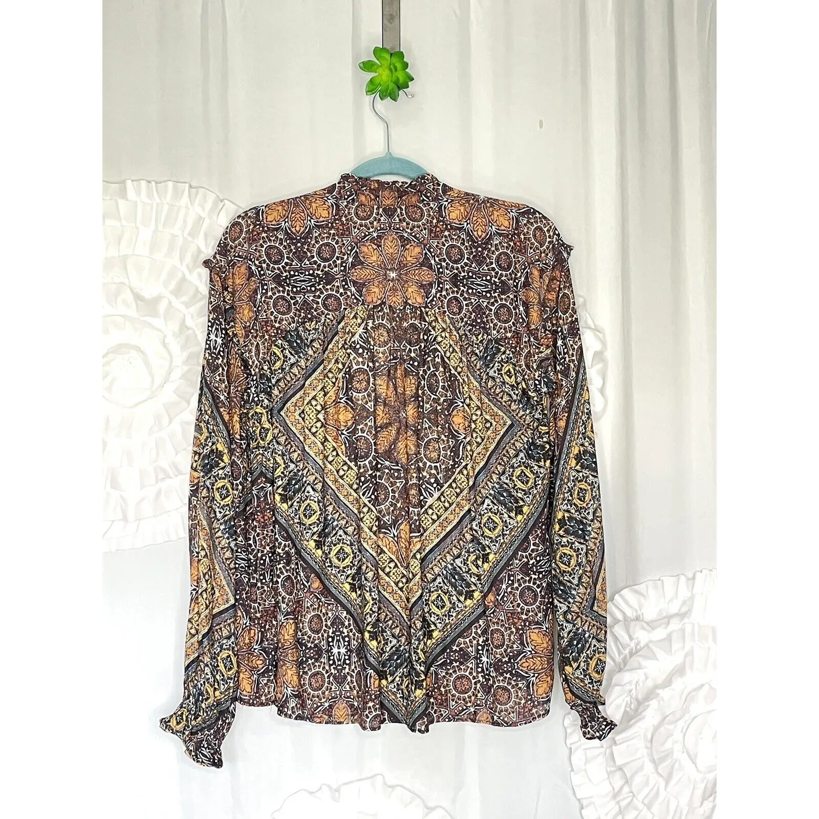 Free People Little Runaway Medallion Print Top Blouse Size Small Keyhole Neck - Image 10