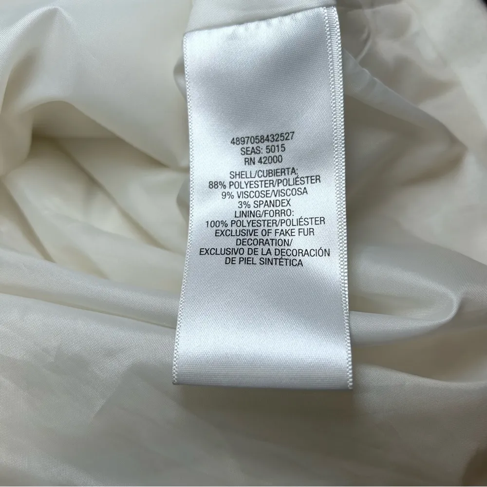 Attention Women's Coat Size L Ivory Full Zip + Toggles, Snap Pockets Heavyweight - Image 7