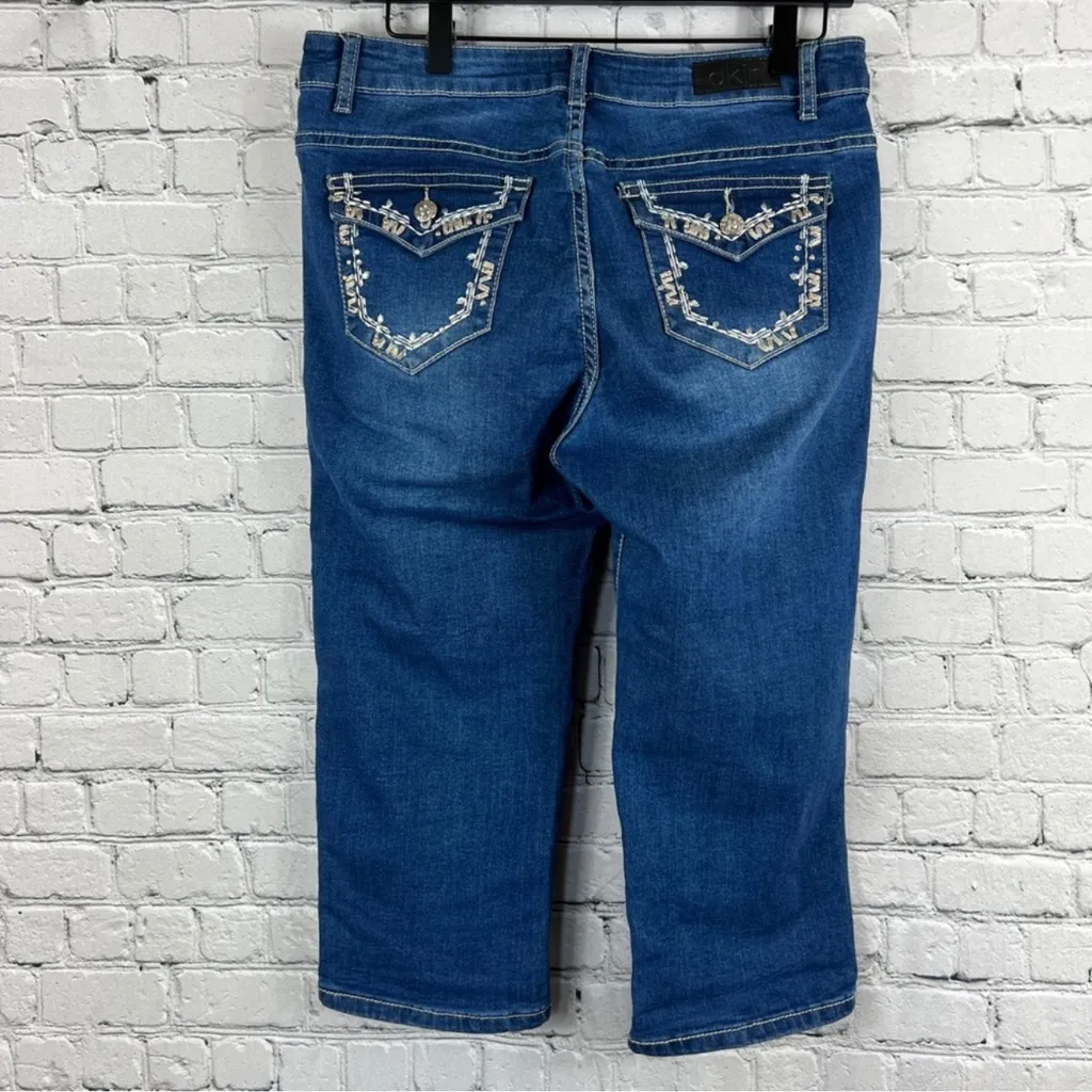 DKIN Women’s Denim Capris, Thick Contrast Stitching, Sz 10 Blue - Image 5