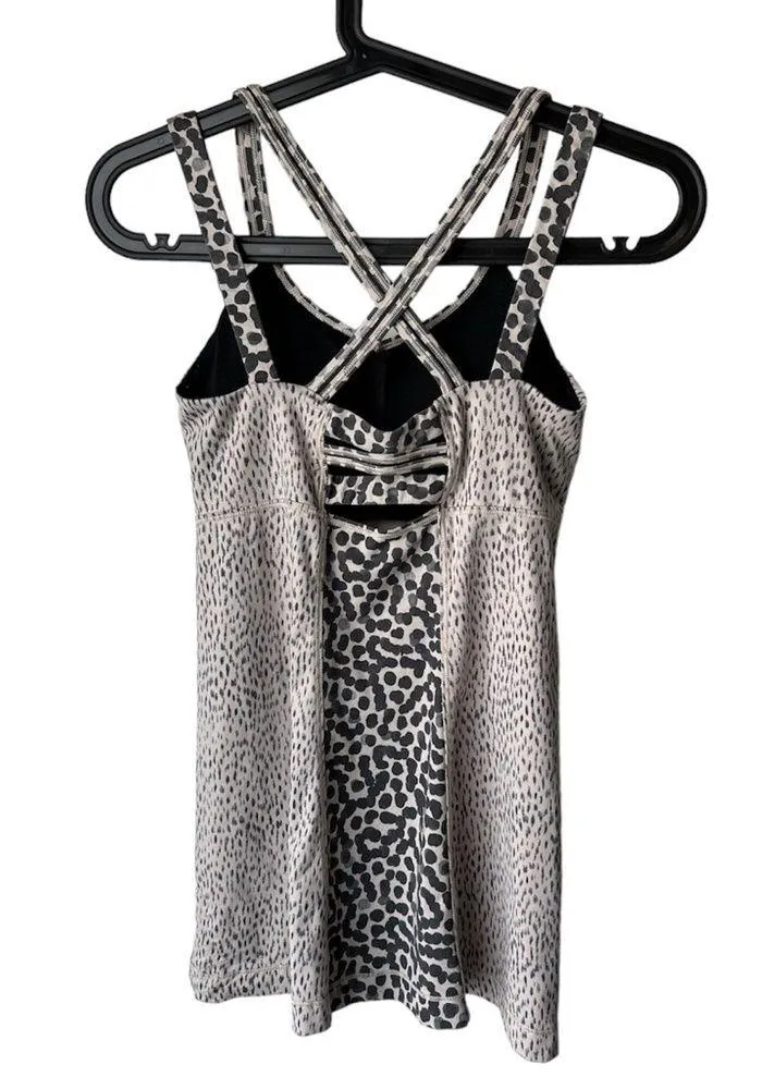 Lululemon Happy Strappy Tank • Sz 4 - Image 6