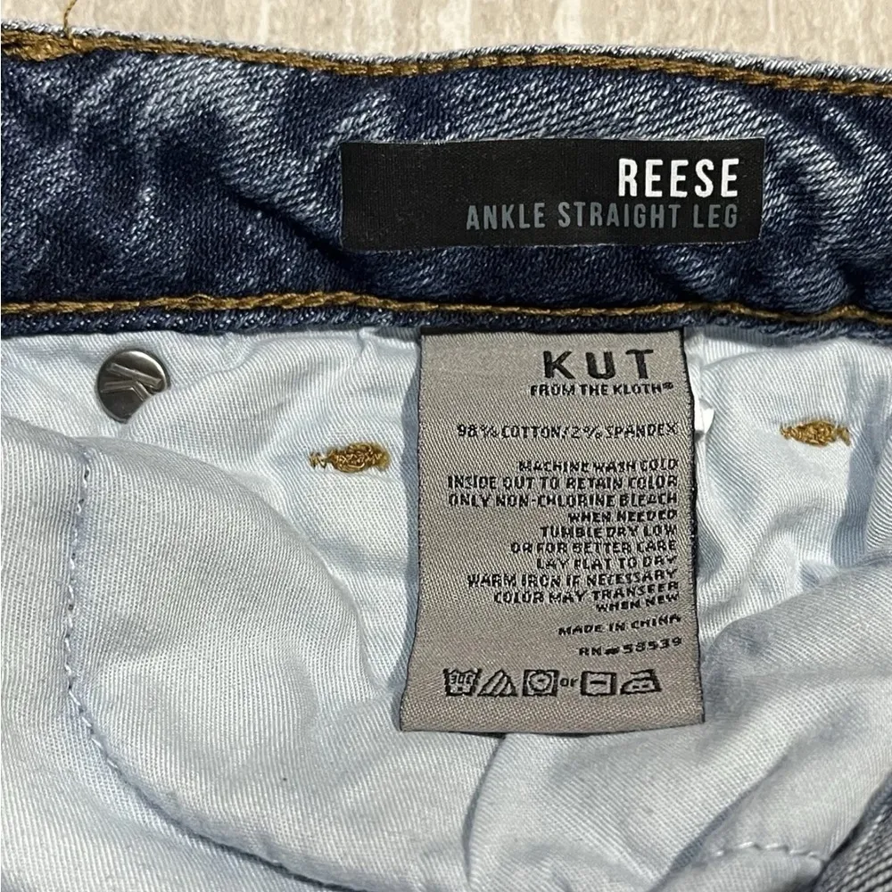 Kut from the Kloth Reese Ankle Straight Leg Jeans Women’s 10 Distressed Fray - Image 6