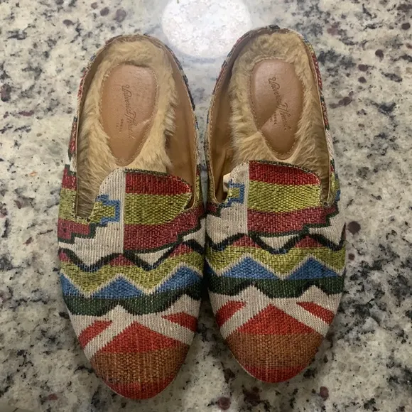 Universal Thread Goods Co. (Target line) - Image 2