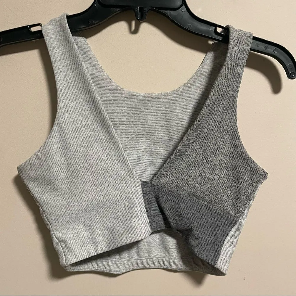 Outdoor Voices Two Tone Colorblock Crop Top in Dove/Ash- Size XS - Image 3
