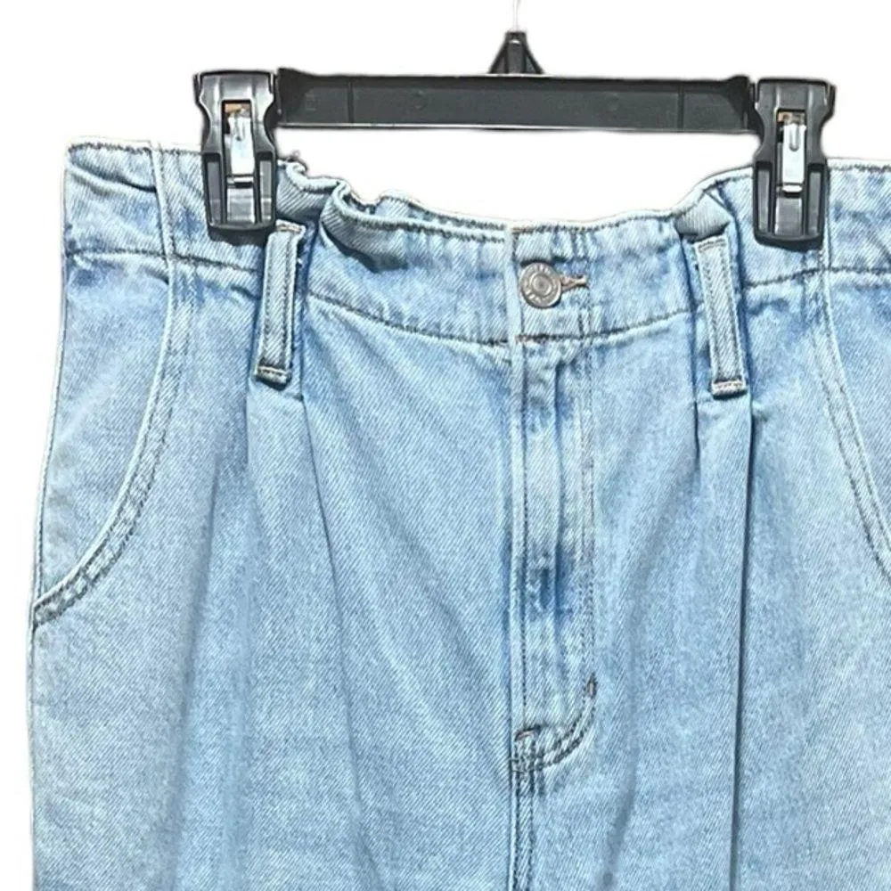 American Eagle Highest Waist Mom Jean in blue Heaven Size 4 - Image 6