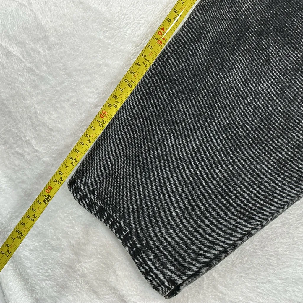 White Fox Boutique Charcoal Straight Leg Jeans - Image 9