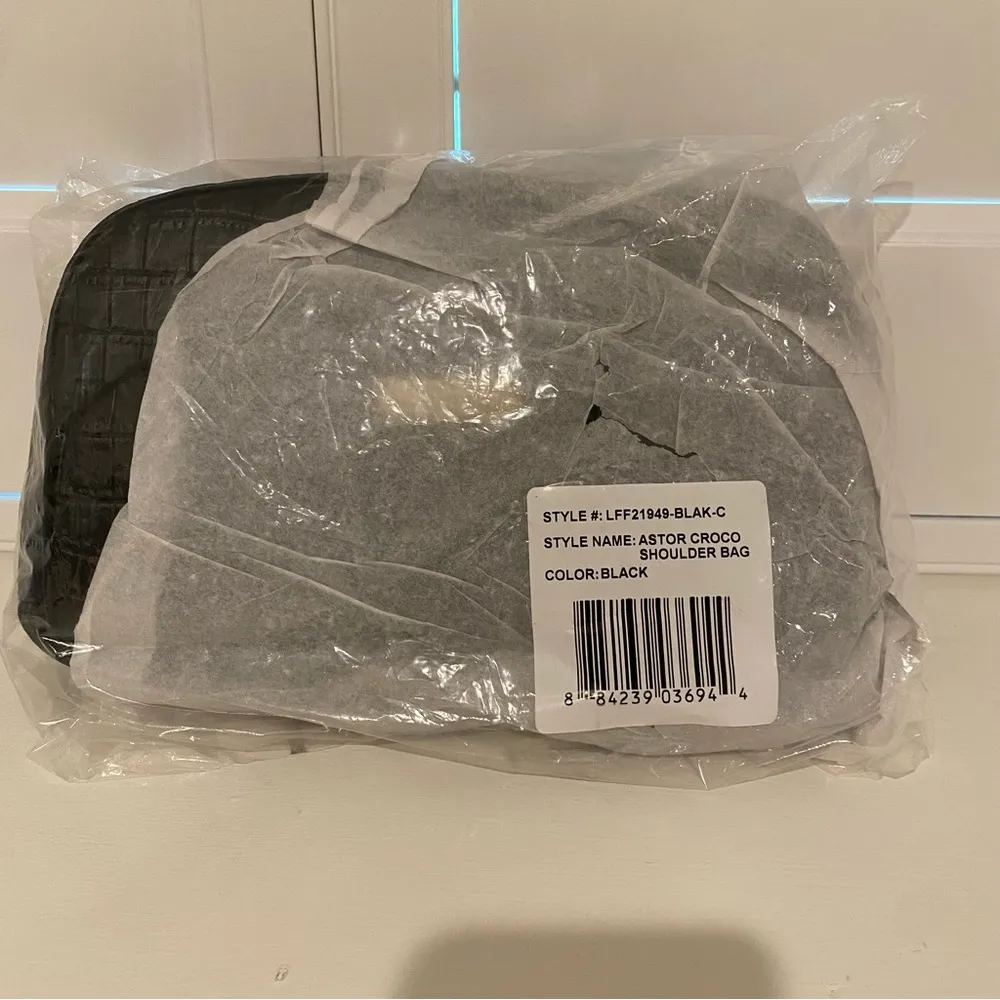 NWT London Fog Women’s Astor Croco Shoulder Bag - Image 12