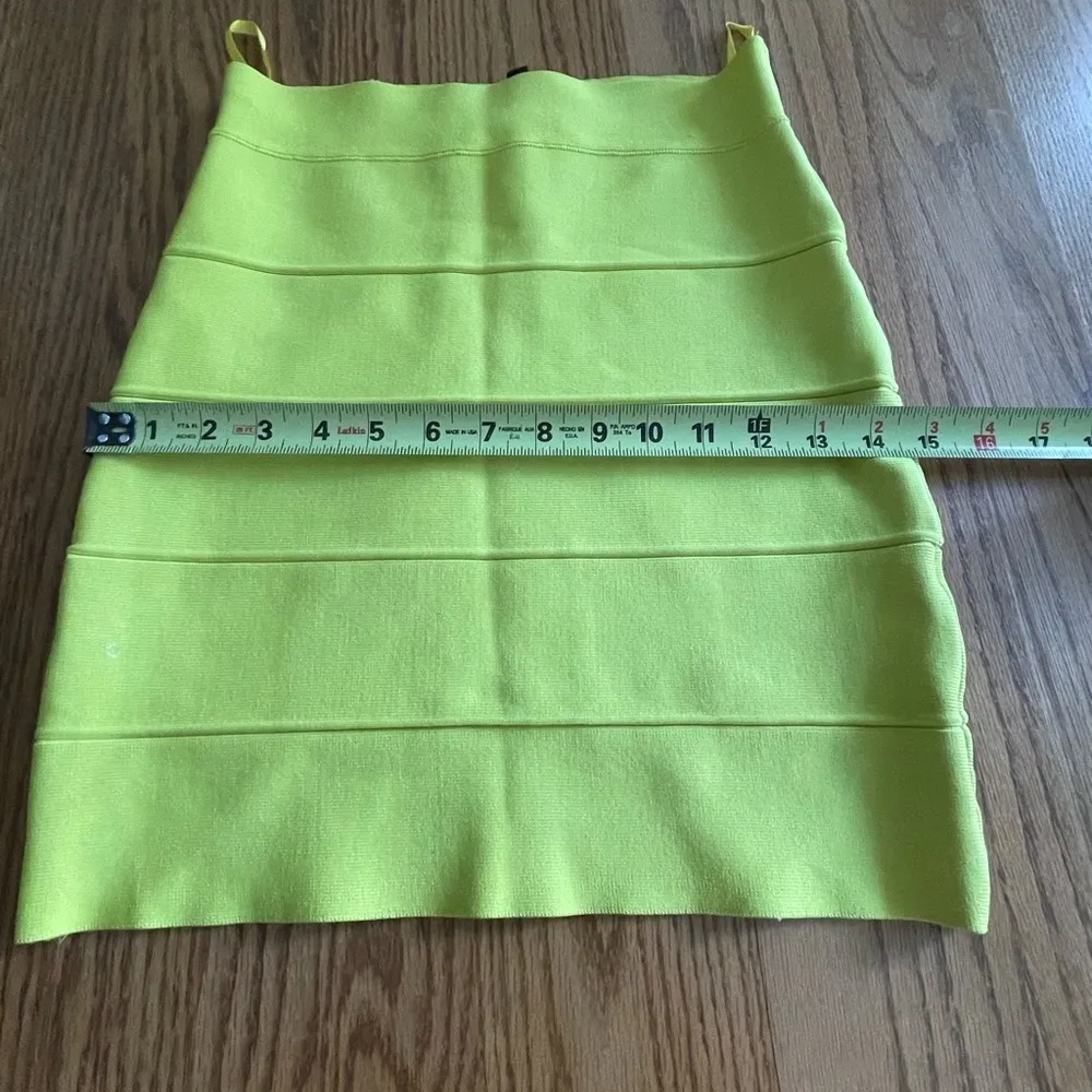 BCBGMAXAZRIA Tiered Mini Skirt Lemon Size S Sexy Night Out Vacation Summer - Image 3