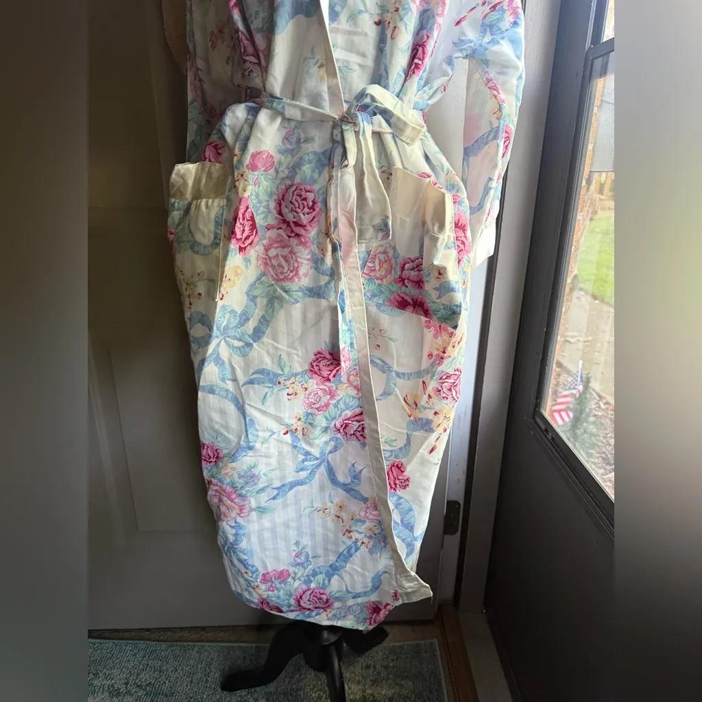 Vintage Appel pastel floral striped satin trim kimono robe, one size Blue Size XL - Image 4