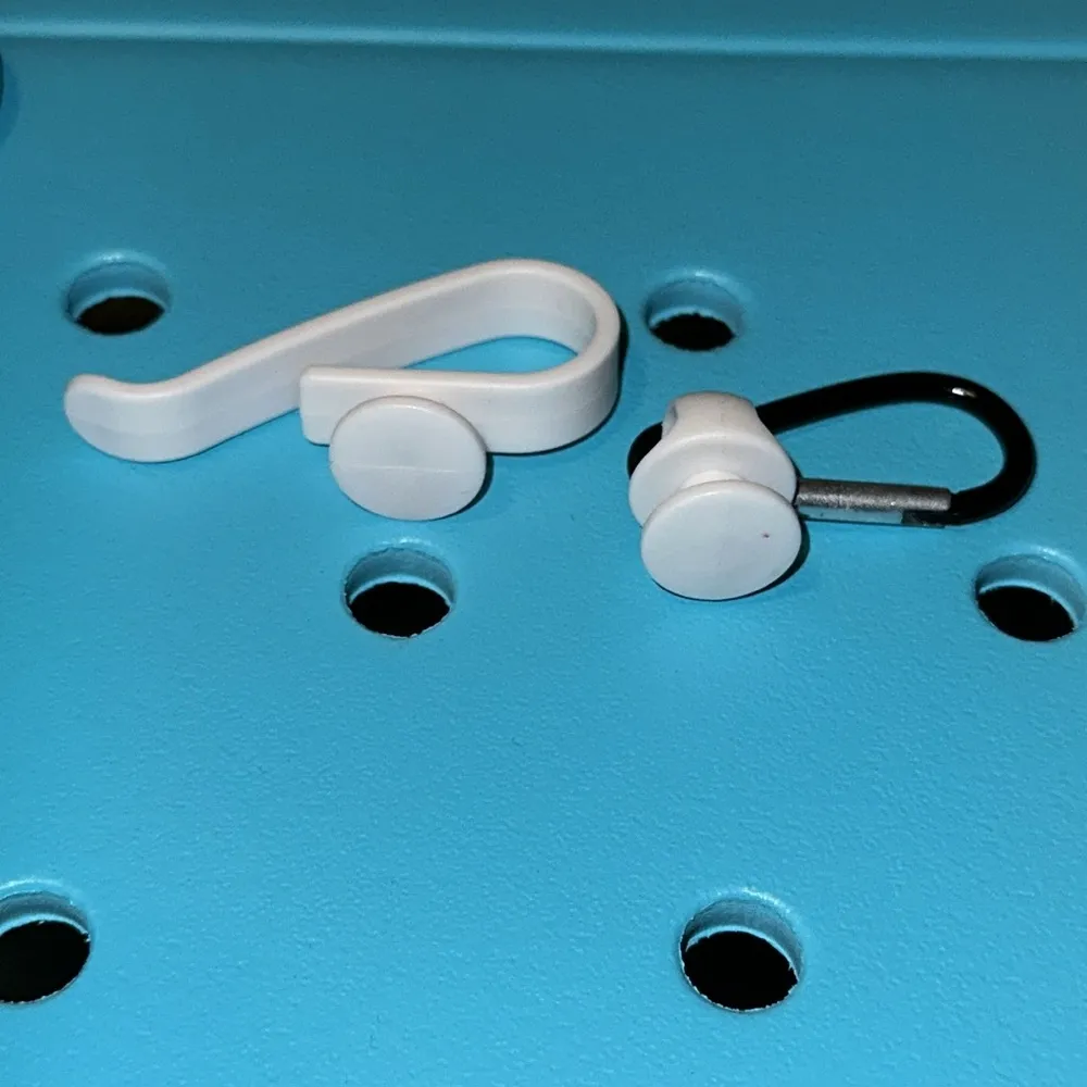 3pcs Beach Bag Hook With Carabiner #249 White - Image 3