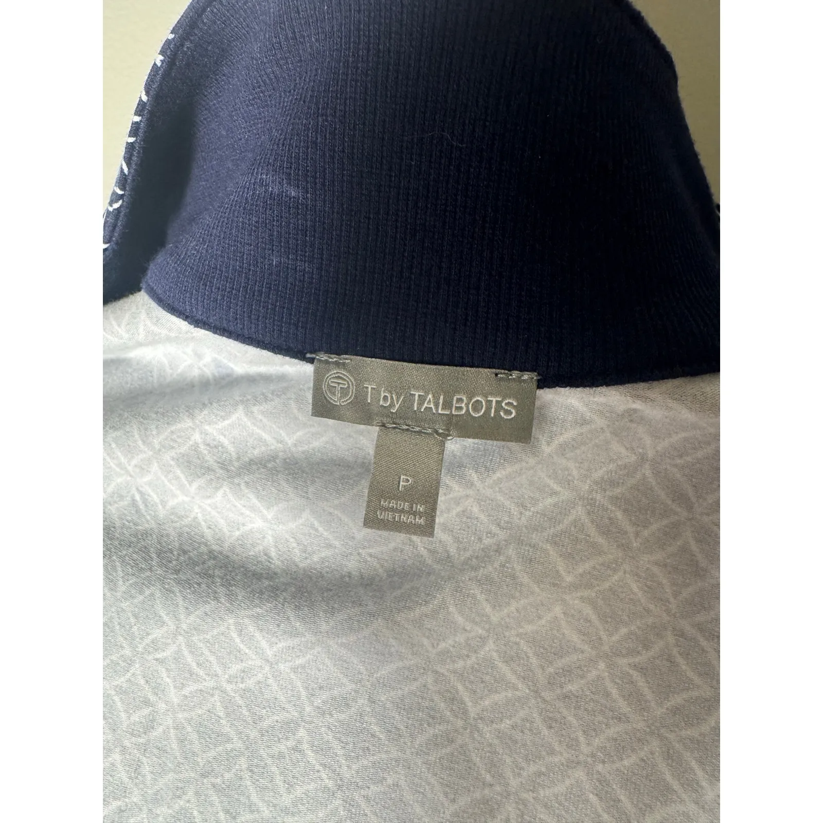 T By Talbots Zip‎ Up Sweatshirt Jacket Size P - Image 6