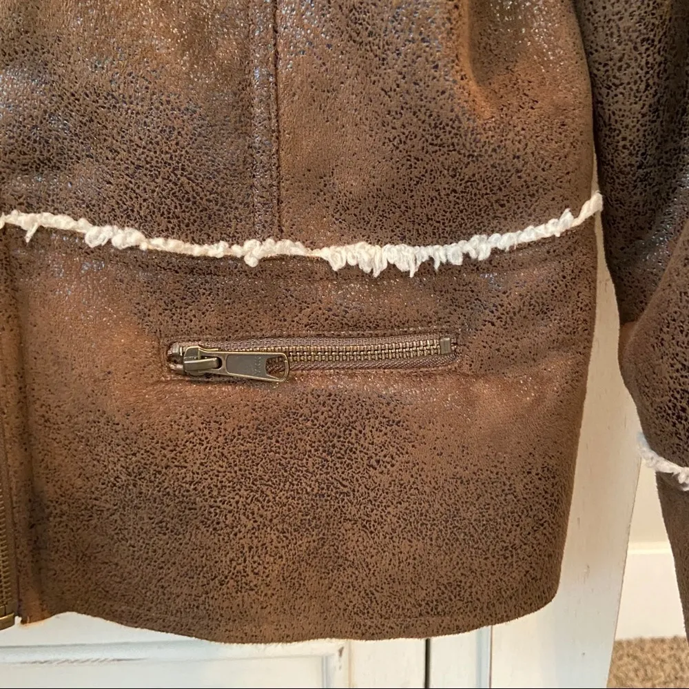 PrAna Esme Faux Leather Sherpa Lined Jacket. Size Large - Image 10