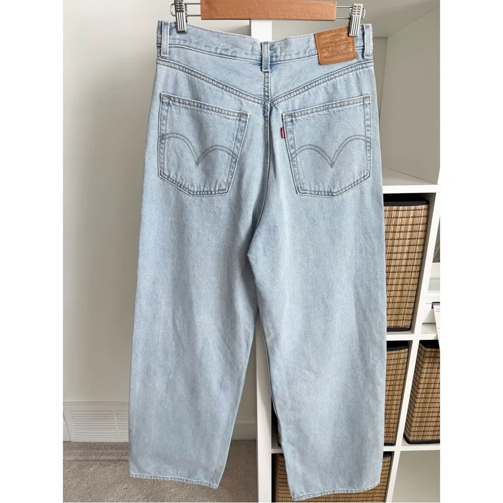 Levi’s High Loose Ample Haut High Rise Wide Leg Jeans Light Blue Sz 29 x 31 - Image 5