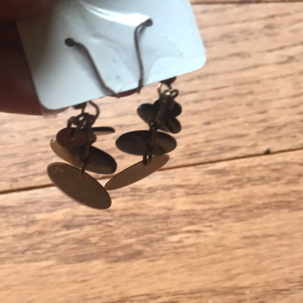 Brown circles dangle earring - Image 2