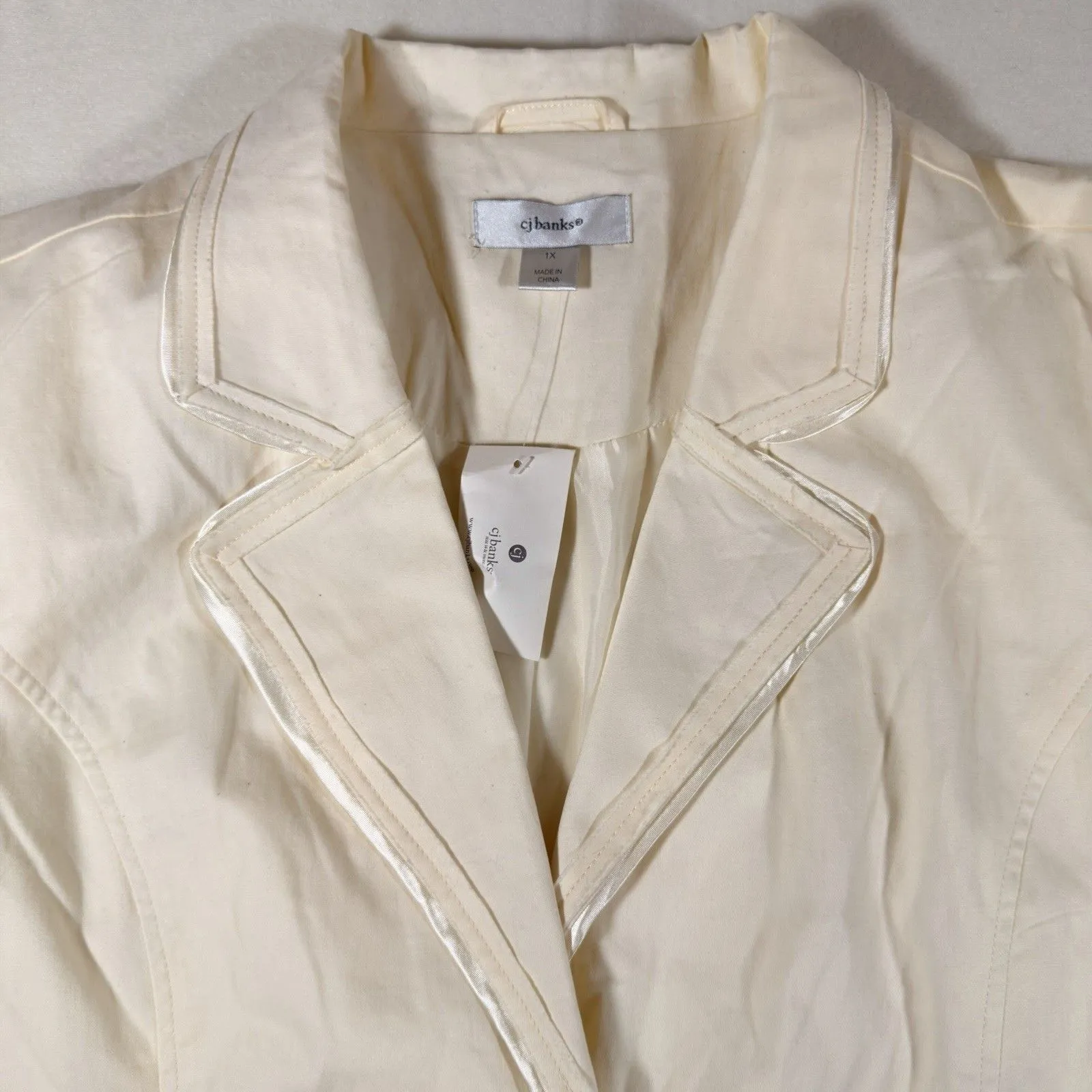 NWT CJ Banks Womens Ivory Blazer Jacket Pockets Size 1X Satin Trim Lined Jewel - Image 9