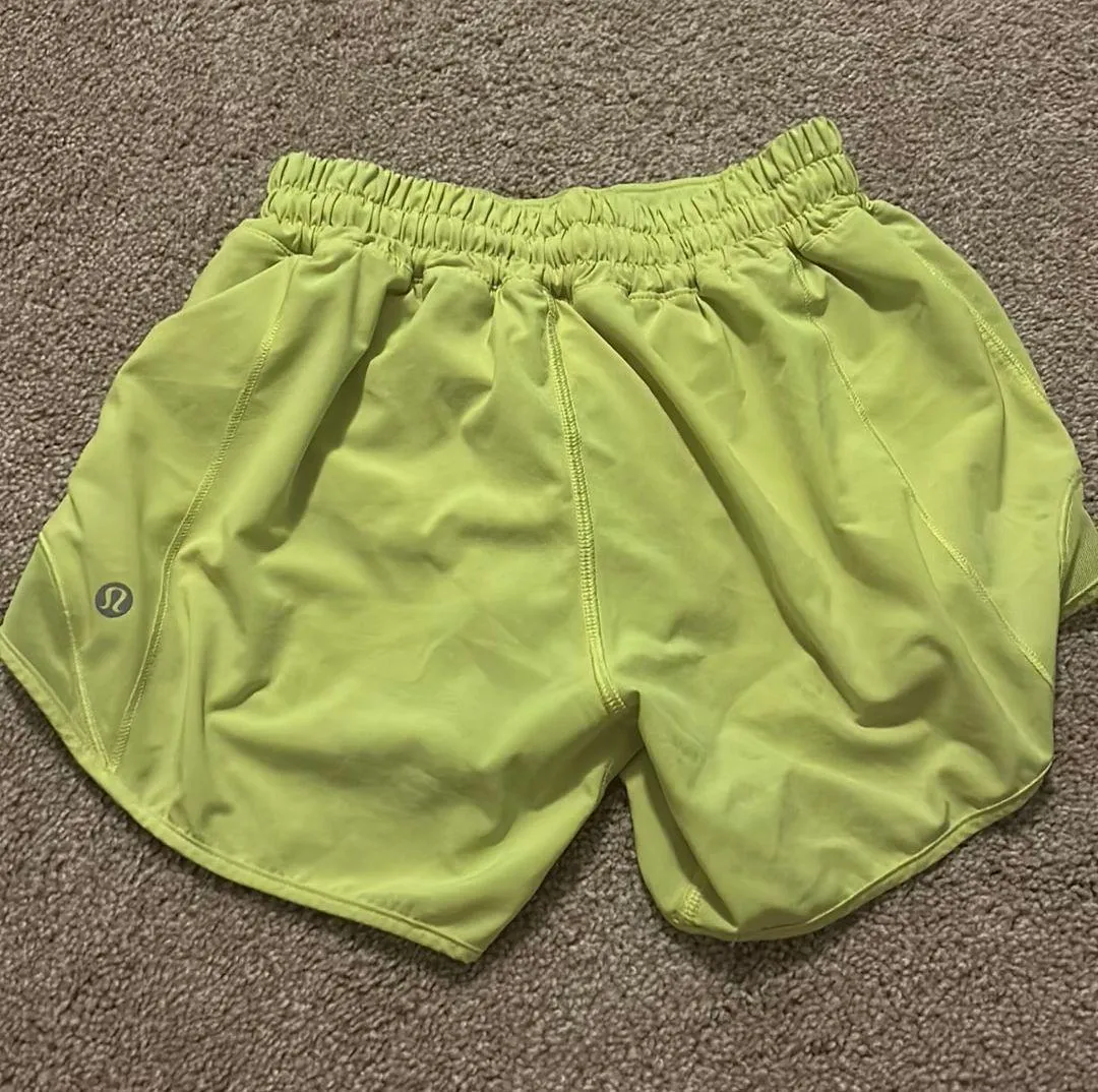 Lululemon Hotty Hot 4" Shorts - Image 2