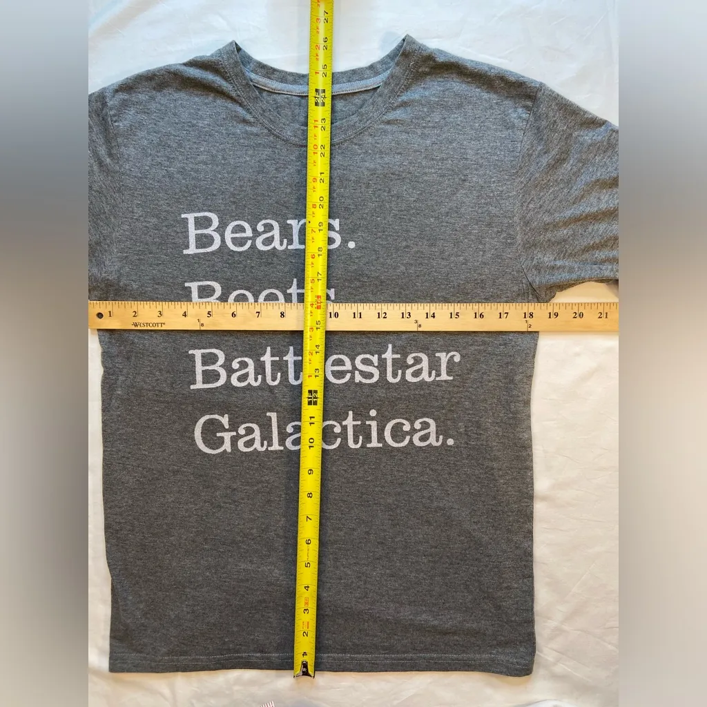 The‎ Office Tee Shirt Bears. Beets. Battlestar Gallactica. Size Medium Gray - Image 4