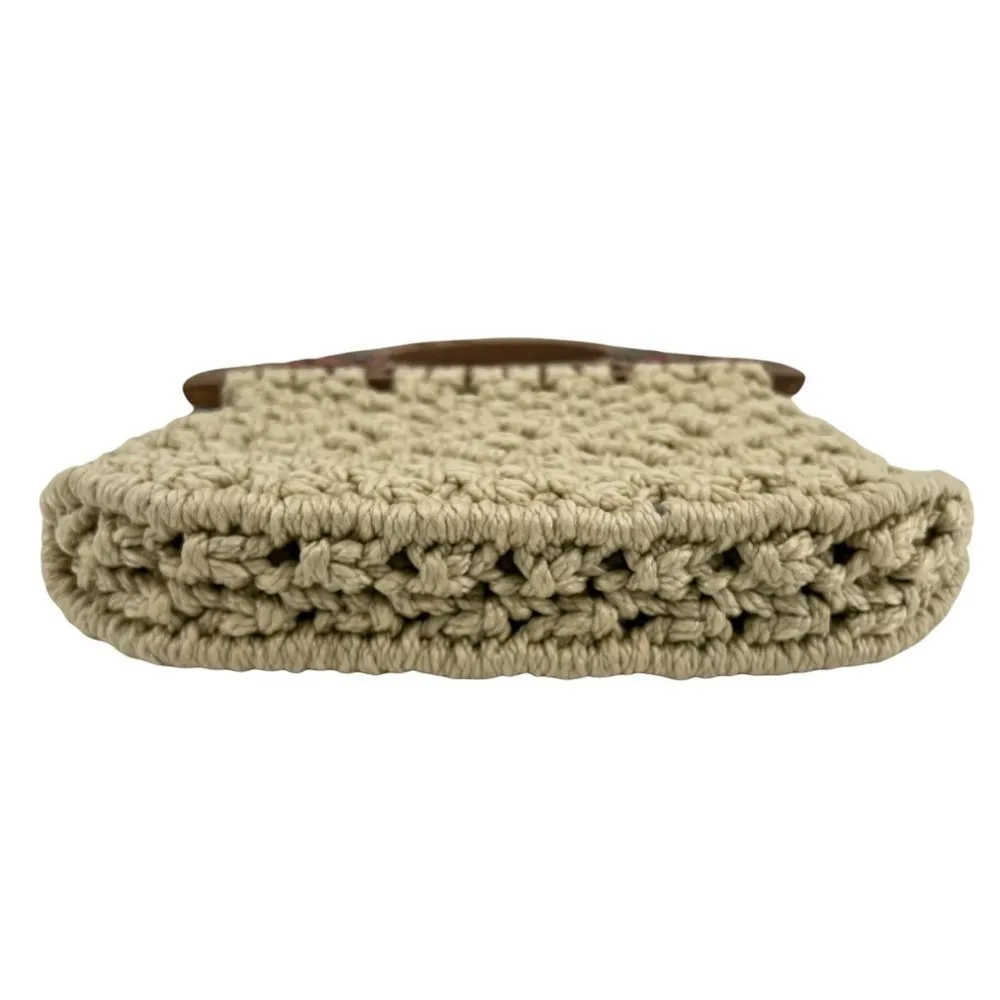 VINTAGE 70’s Macramé Boho Strawberry Handle Cream Woven Clutch Boho - Image 5