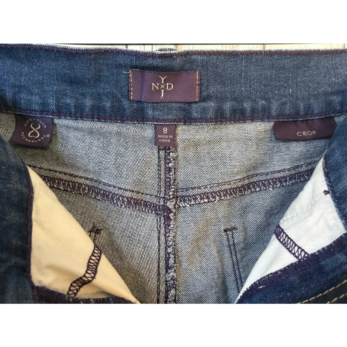 NYDJ Blue Crop Jeans Lift Tuck Technology Size 8 - Image 6