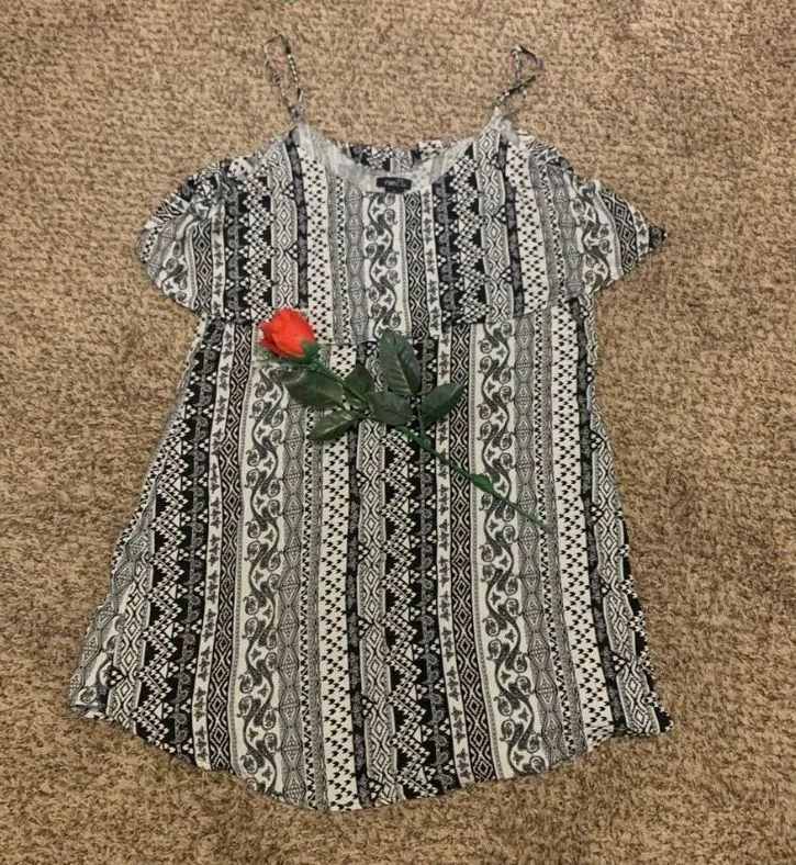NWT/Dress/Rue21/Size Large Juniors  - Image 3