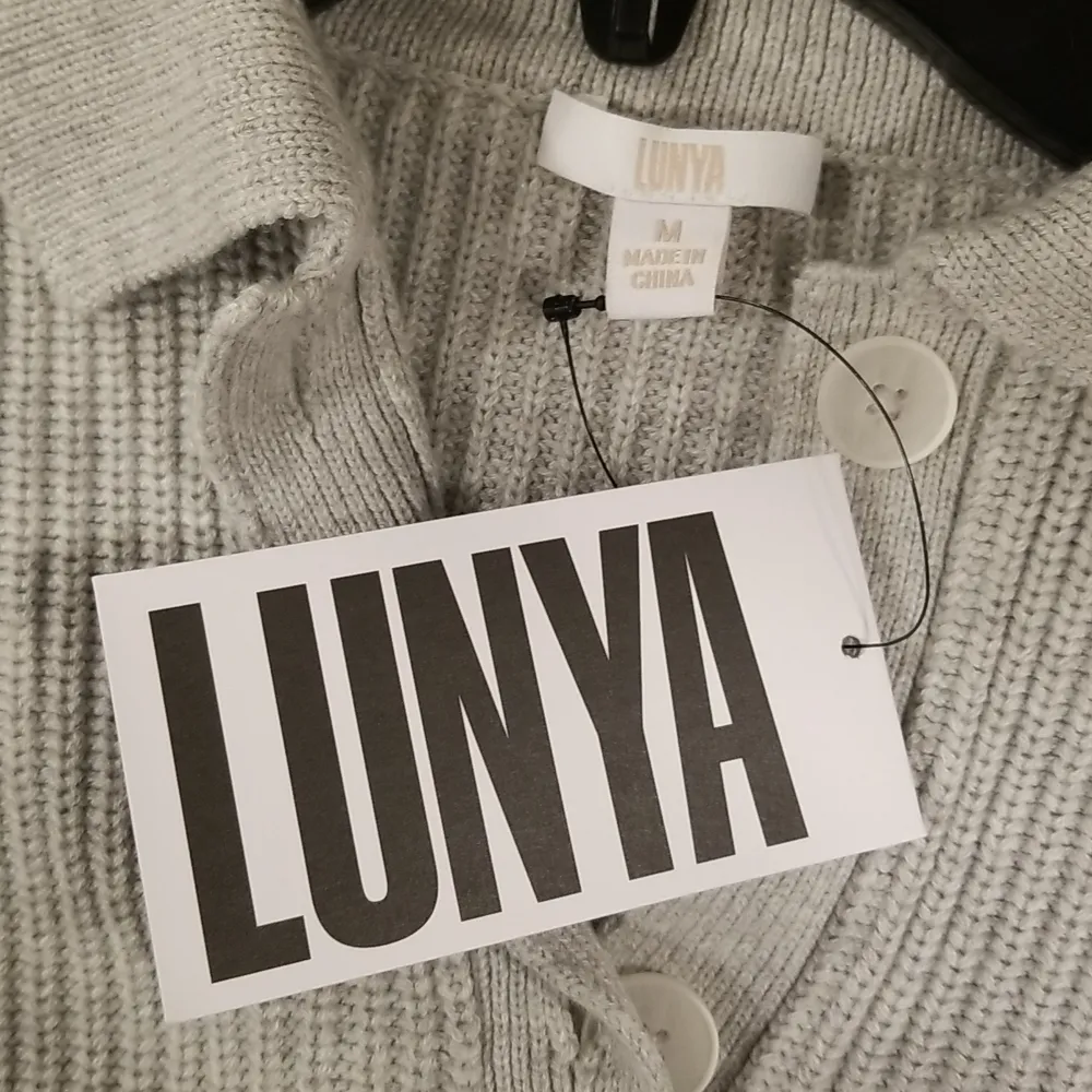 💕LUNYA💕 Cozy Cotton Silk Polo Pullover Sweater ~ Light Grey M NWT Gray Size M - Image 9