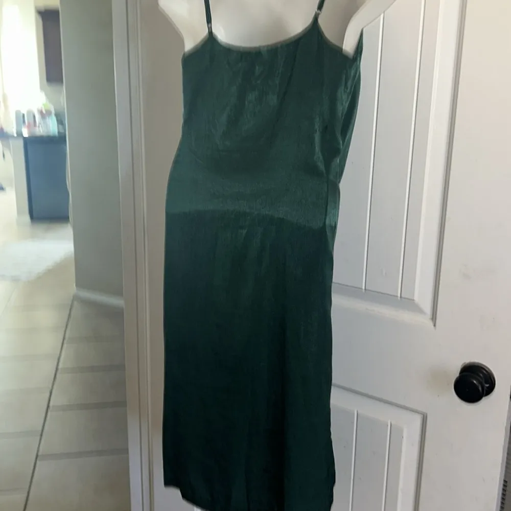 NWT J.O.A Forest Green Satin Midi Wrap - Image 6