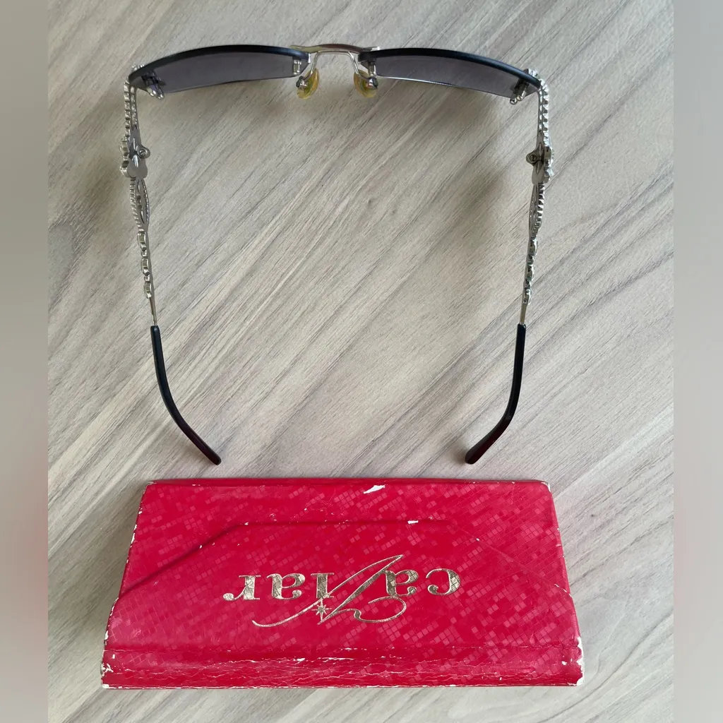 Caviar Women's Sunglasses with Black and Silver Frame - Image 4