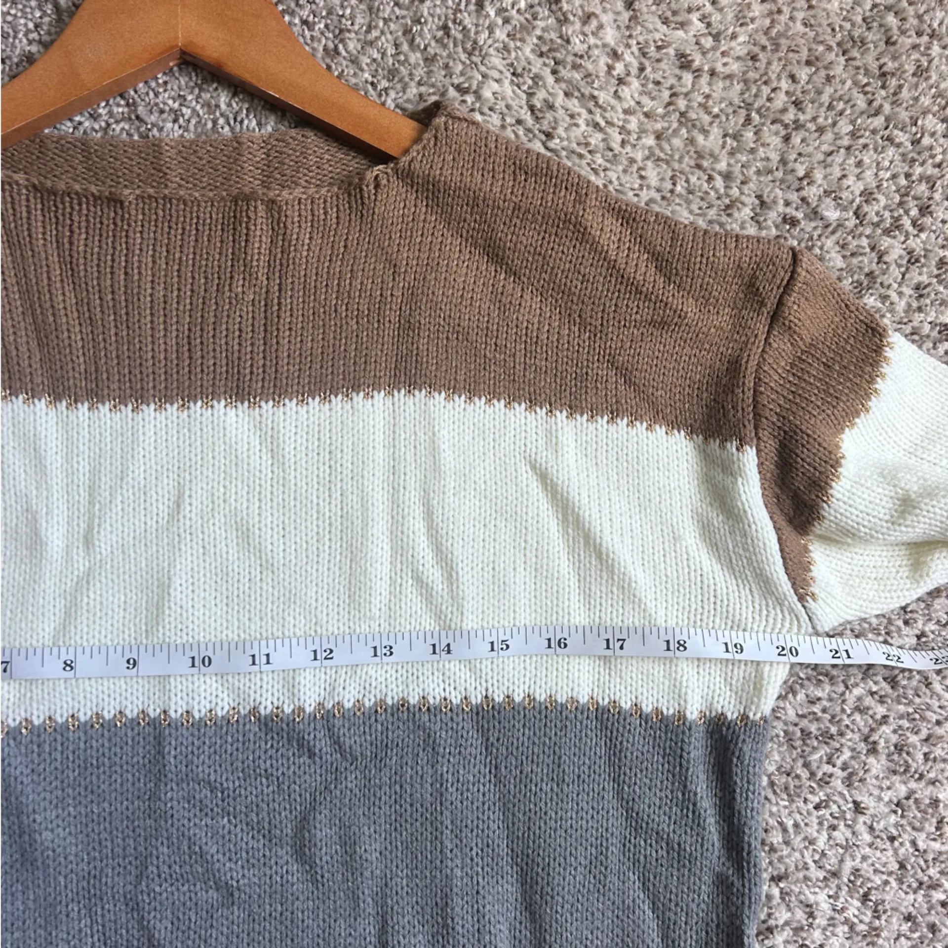 🦋 Striped Tan White Gray Black Sweater Gold Metallic Stitching Fall Casual Brown Size M - Image 4