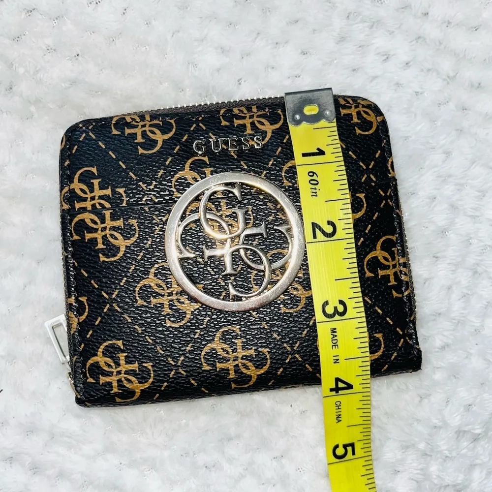 GUESS Wallet Zip Around with logo - Image 8