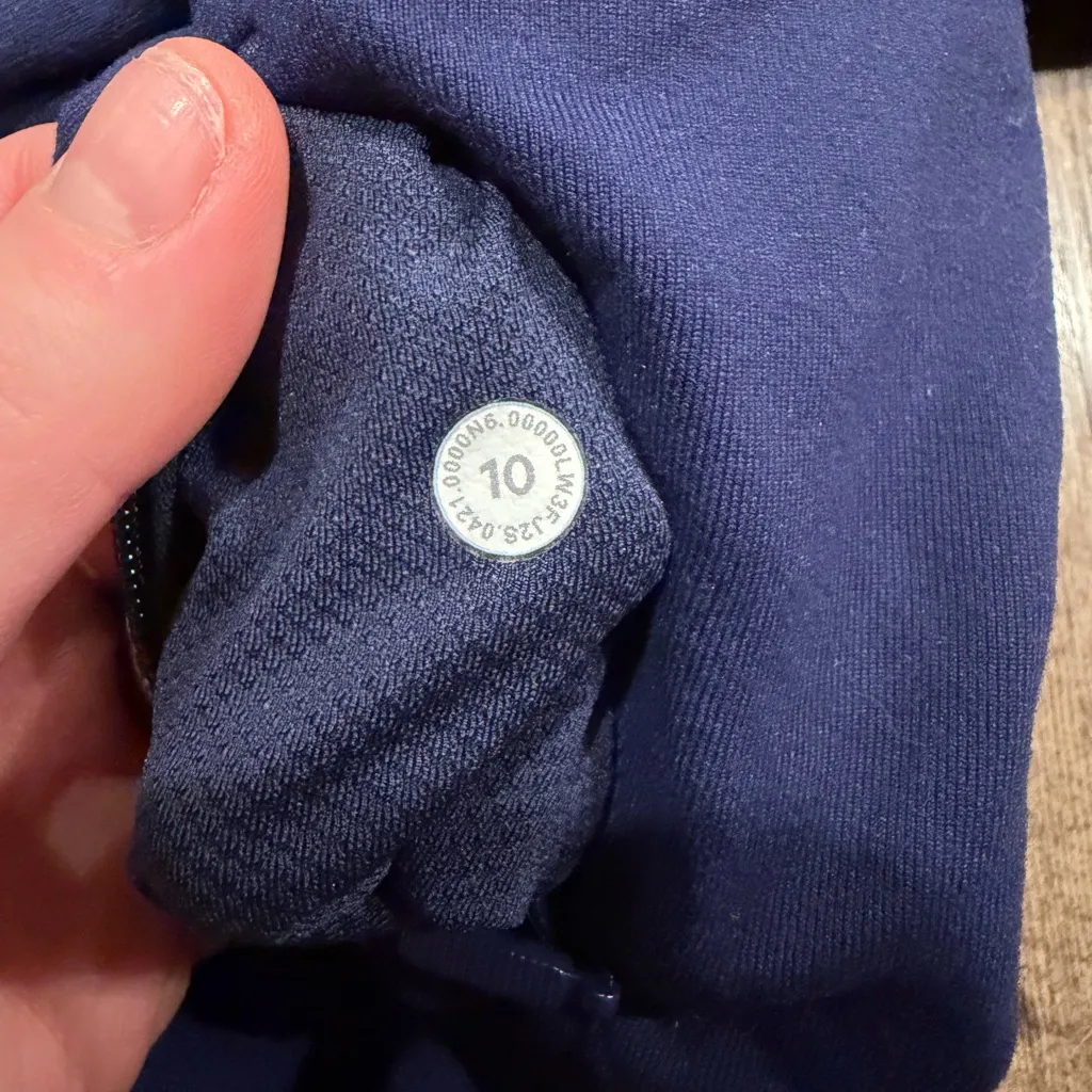 Lululemon Ready to Rulu Pullover Night Sea size 10 - Image 3