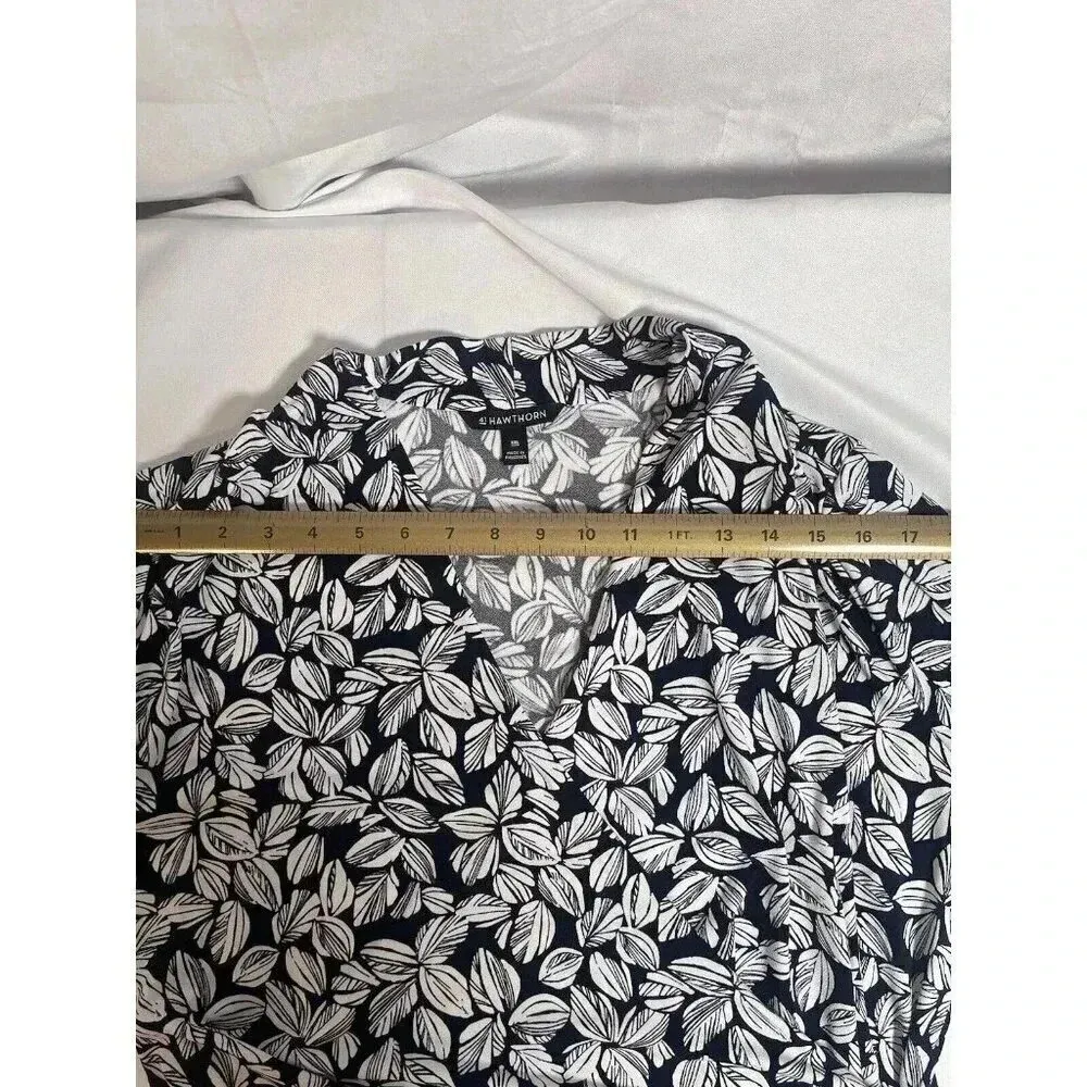 41Hawthorne Henri Ruched Knit Wrap Top (Black Floral) - Image 5