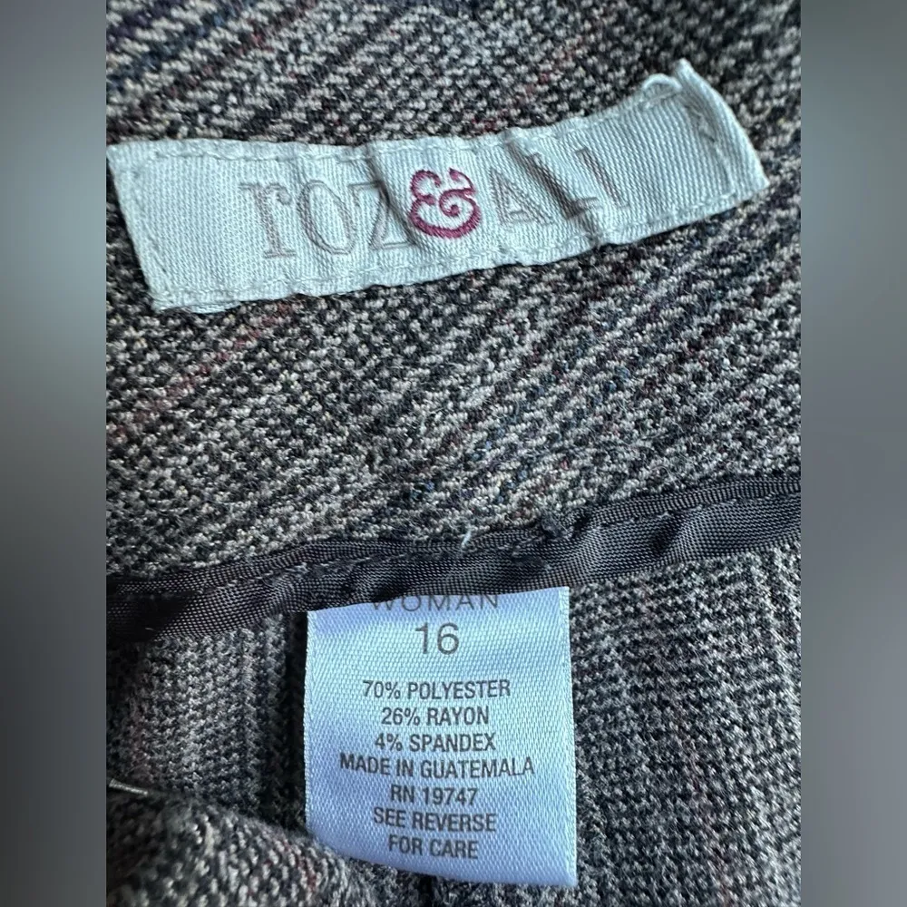 Roz & Ali Plus Size Dress Pants (16) - Image 4