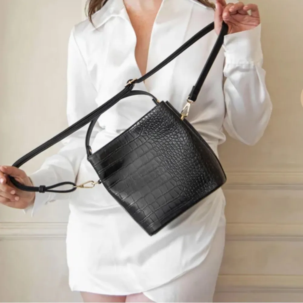 NWT Elena AOTA all of the above bag Black - Image 2