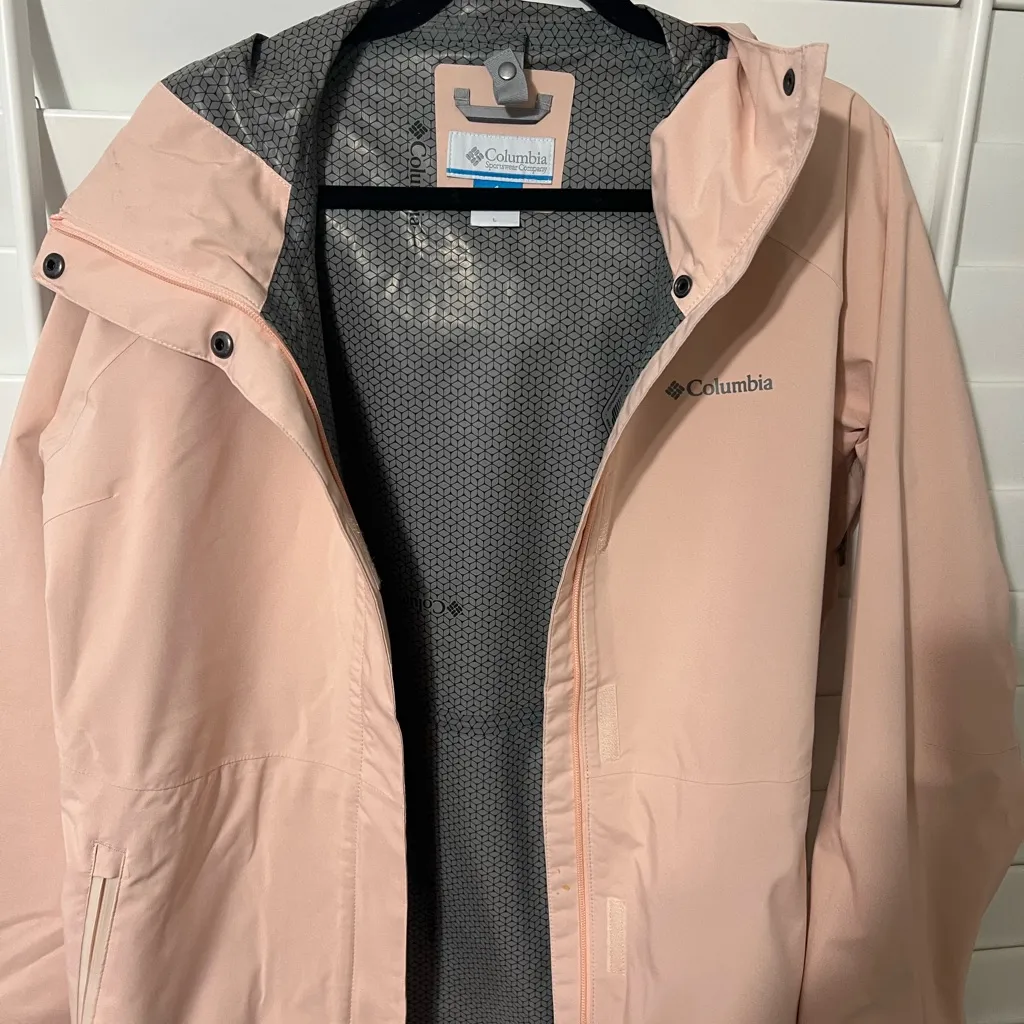 Columbia Omni-Tech Waterproof Hooded Rain Jacket Blush Pink Women’s Large - Image 3