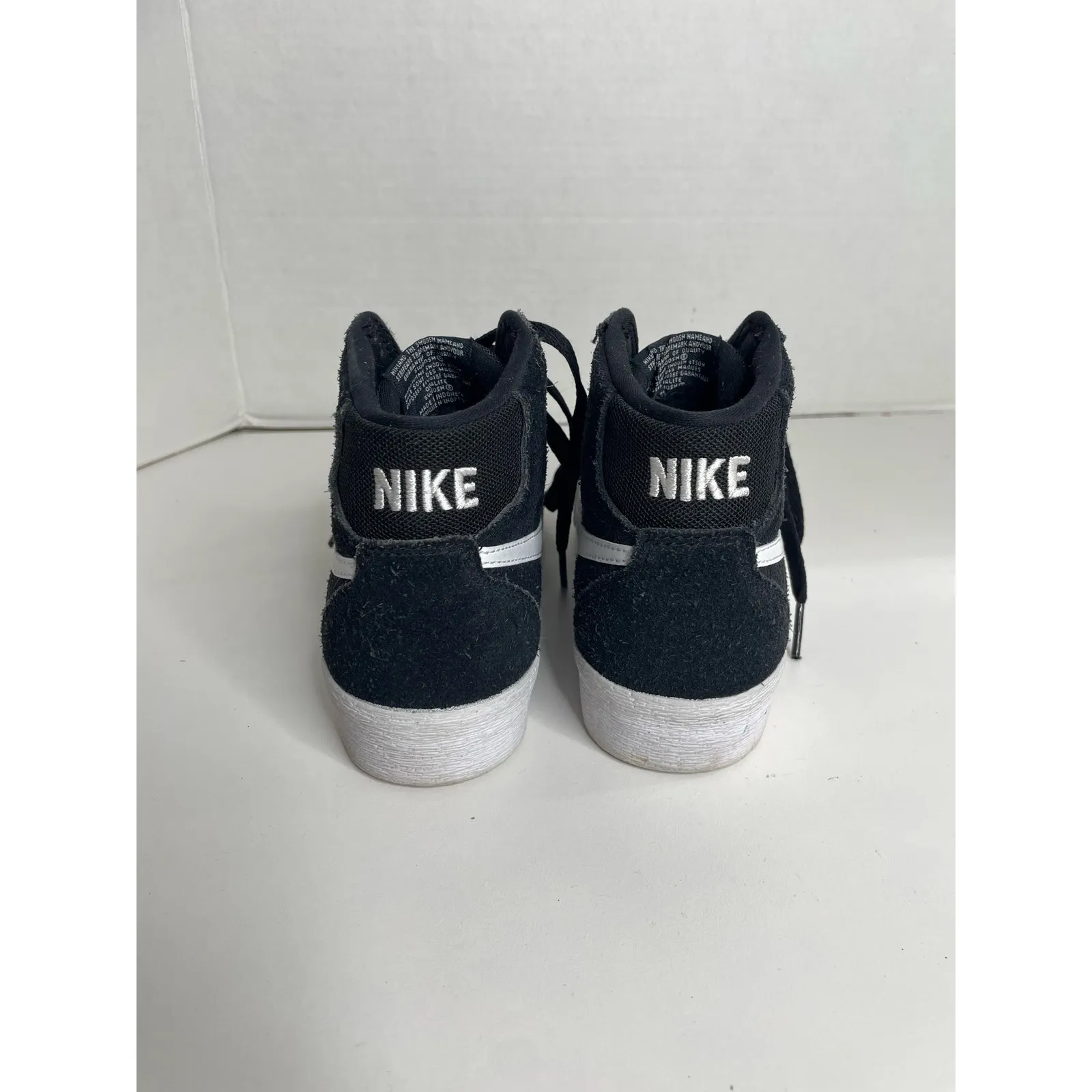 Nike SB Womens Bruin MD Size 6 Black White EUC - Image 5