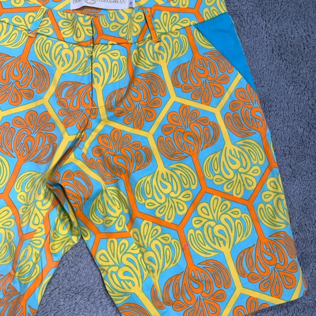Tracy Negoshian Orange and Blue Patterned Shorts - Image 3