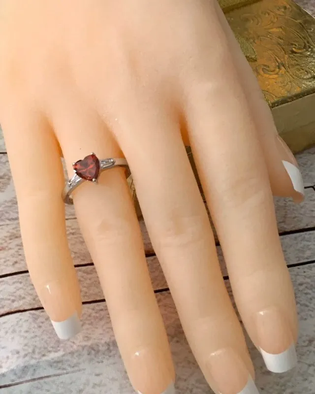 Heart Shaped Ring Red - Image 5