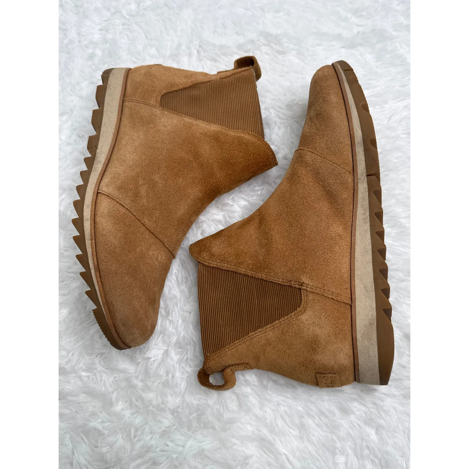 Sorel Harlow Chelsea Boots Camel Brown Suede Waterproof fall winter Women’s 8 - Image 4