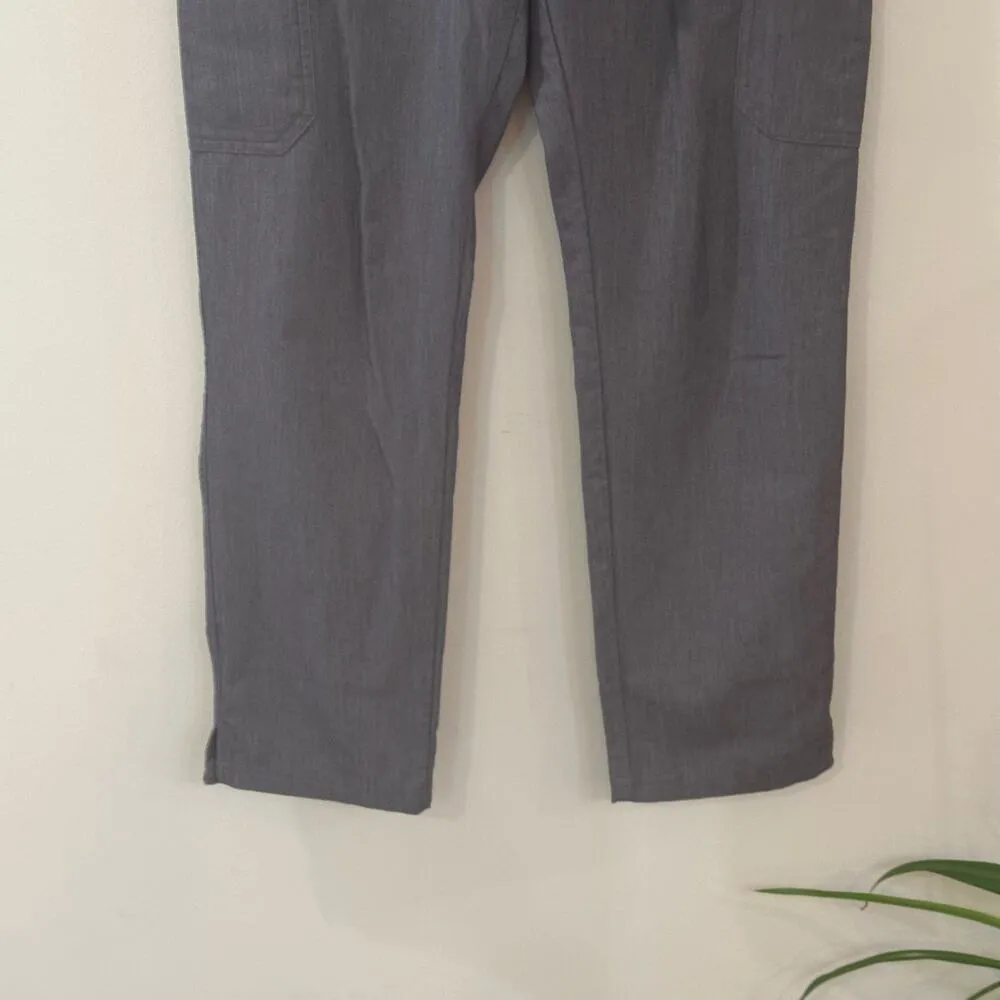 Grey FIG Scrub Pants sz Small Grey Straight leg scrubs Yola Skinny Scrub Pants - Image 9