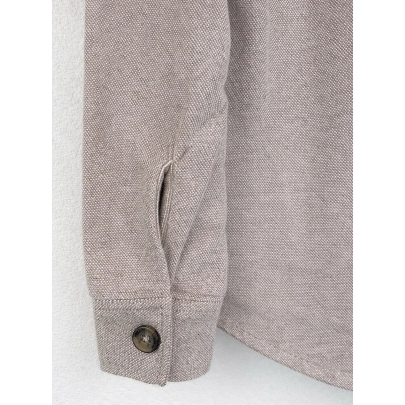 Hollister NWT Women’s Boyfriend Fit Button-Up Shirt Brown XS Utility Pocket - Image 6