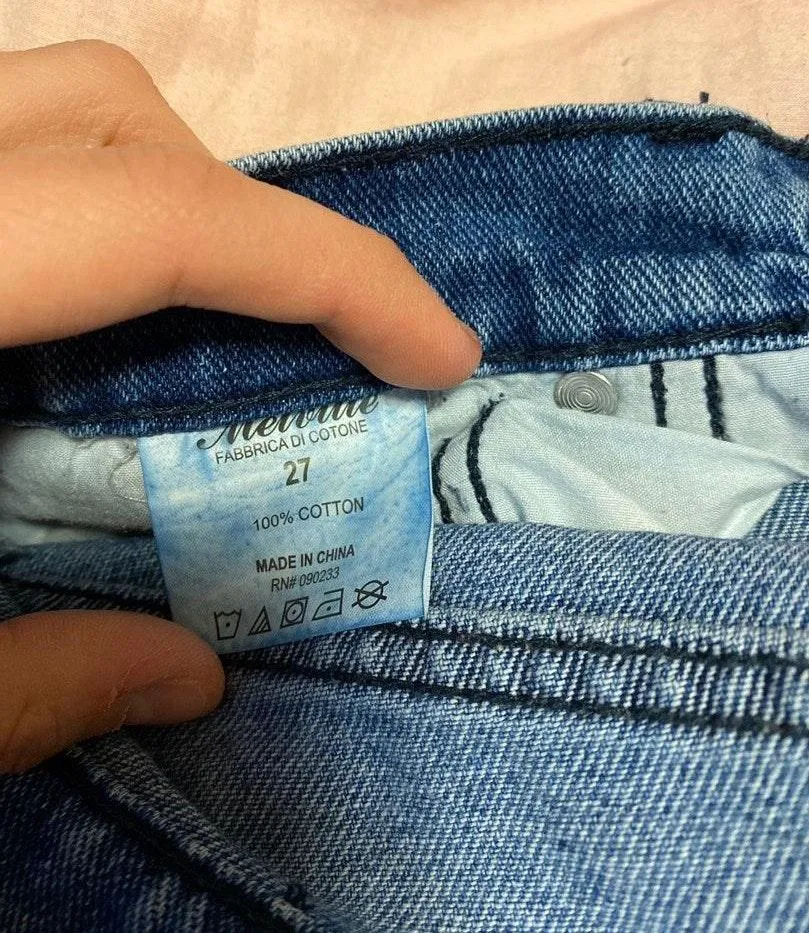 Brandy Melville Ripped Jeans - Image 5