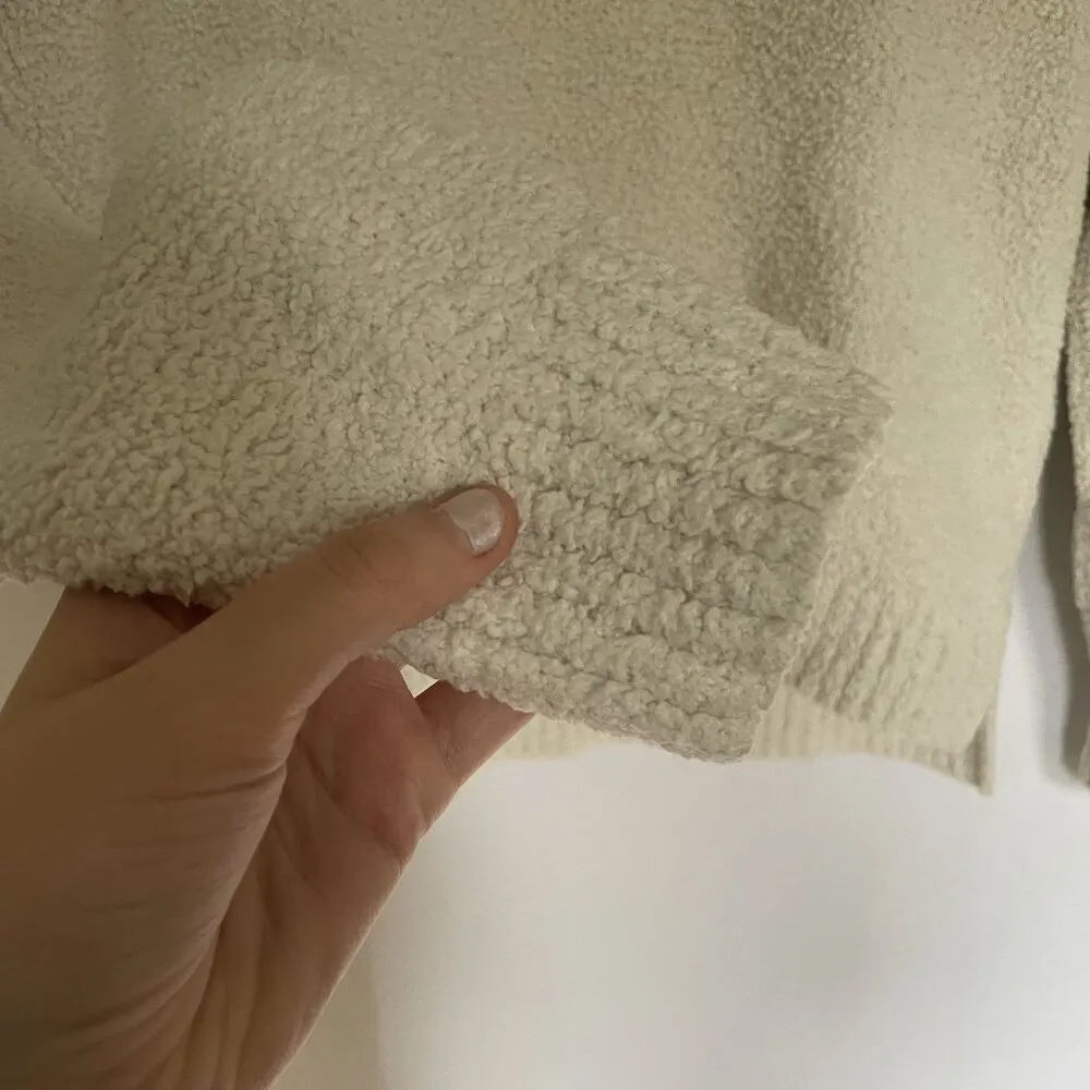 Ugg white fleece sz M long sleeved v-neck sweater casual comfortable warm - Image 5