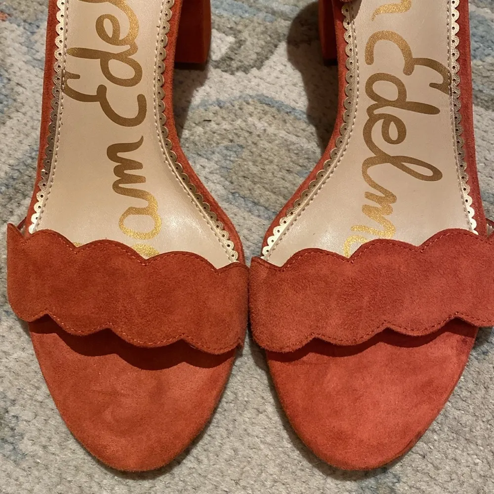 Sam Edelman Odila Leather Suede Block Heel Scalloped Sandals Dusty Orange Sz 10 - Image 2