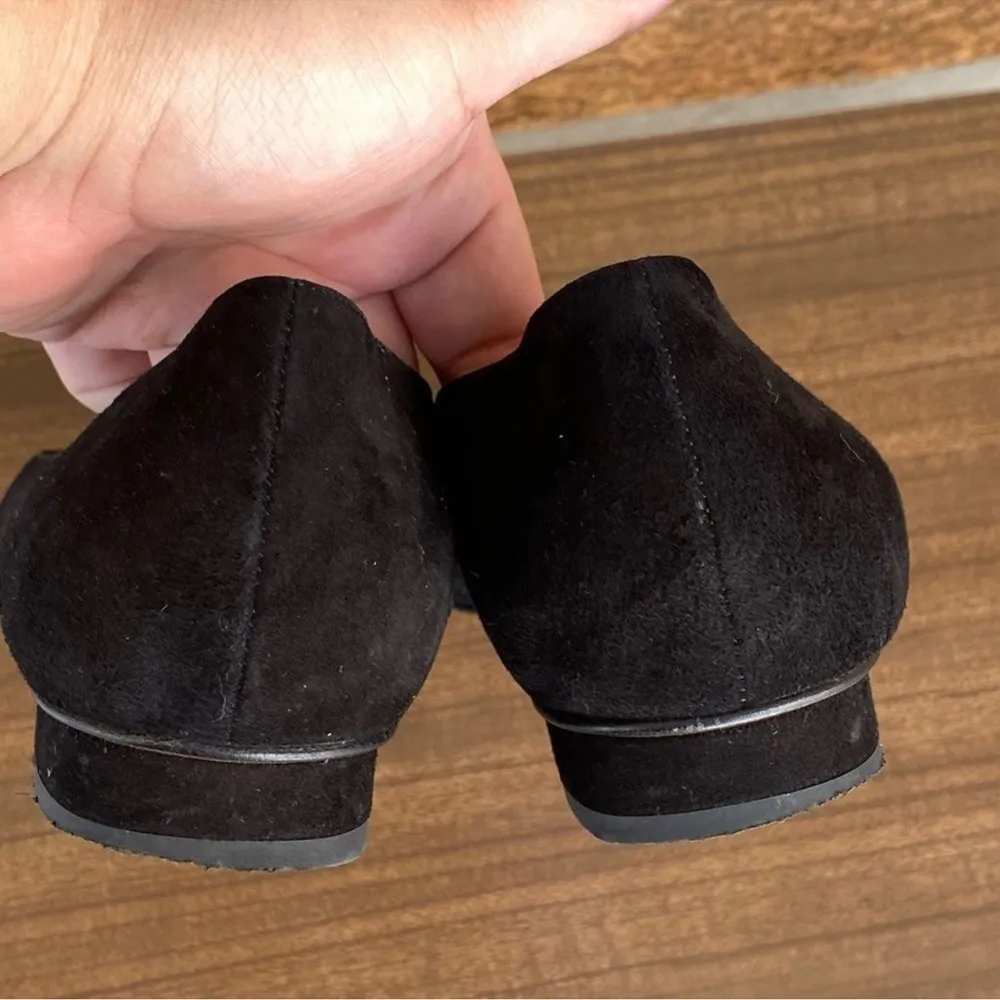 Aquatalia flats shoes size 6.5 - Image 4