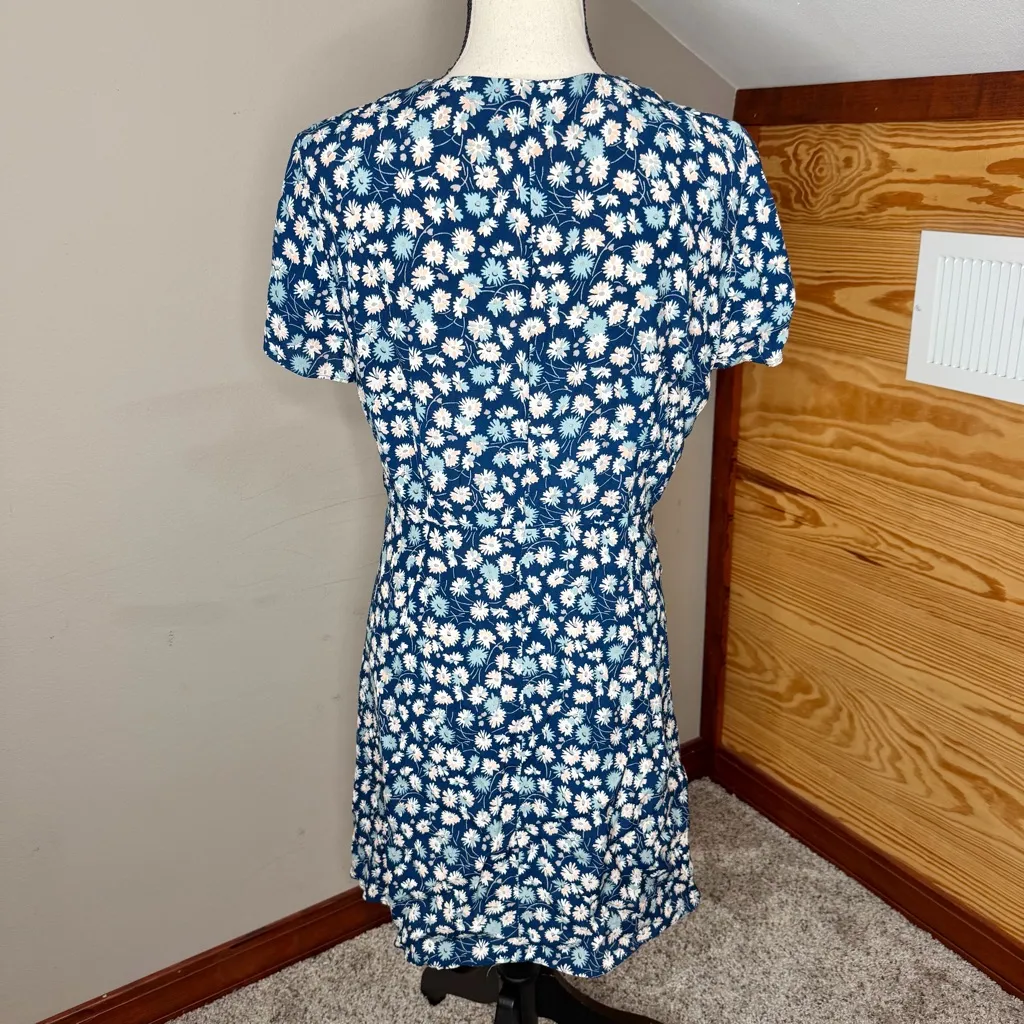 Madewell Button Wrap V-Neck Mini Dress in French Floral Blue Multicolor 8 L1916 - Image 3