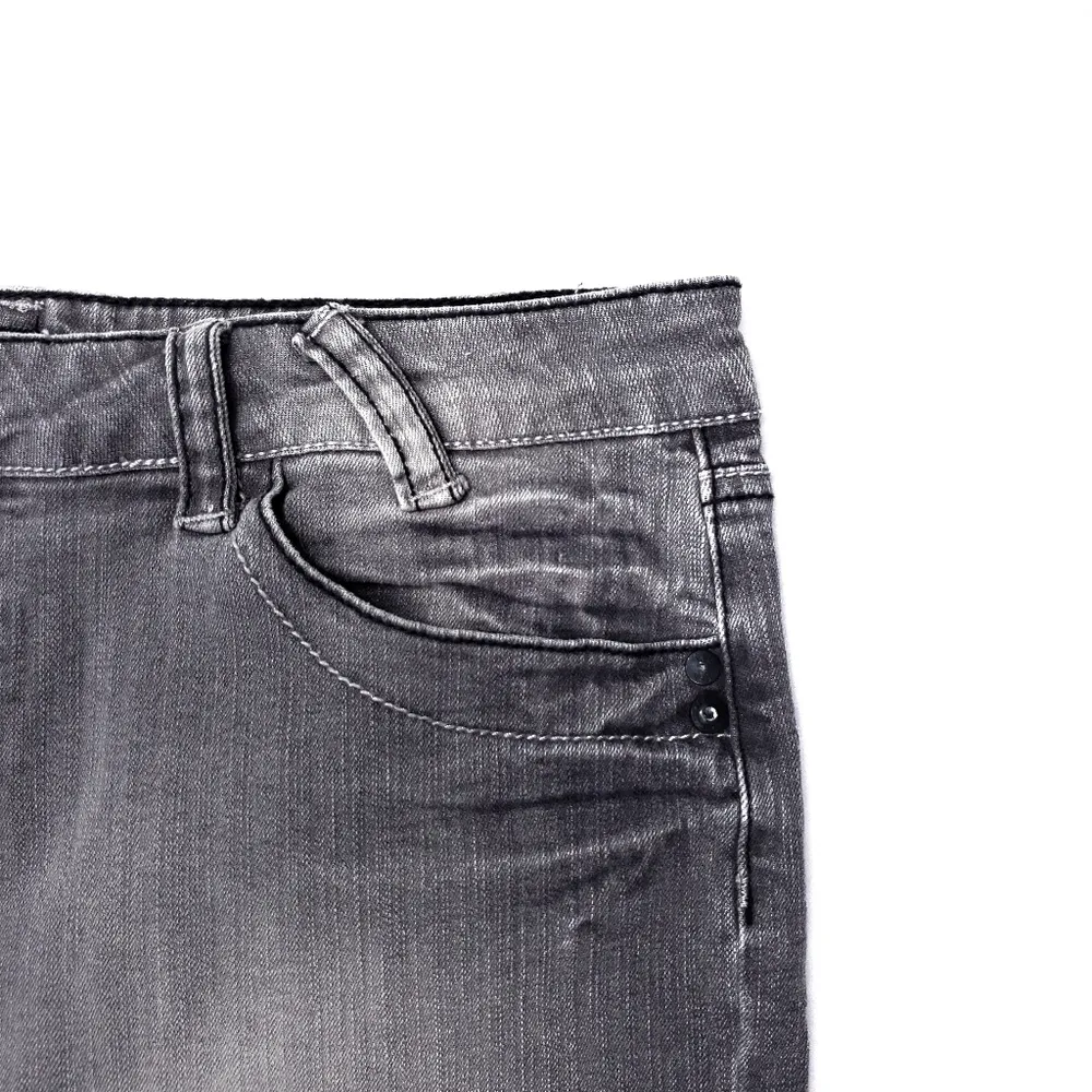 l.e.i. Vintage Haley Denim Mini Skirt - Image 2